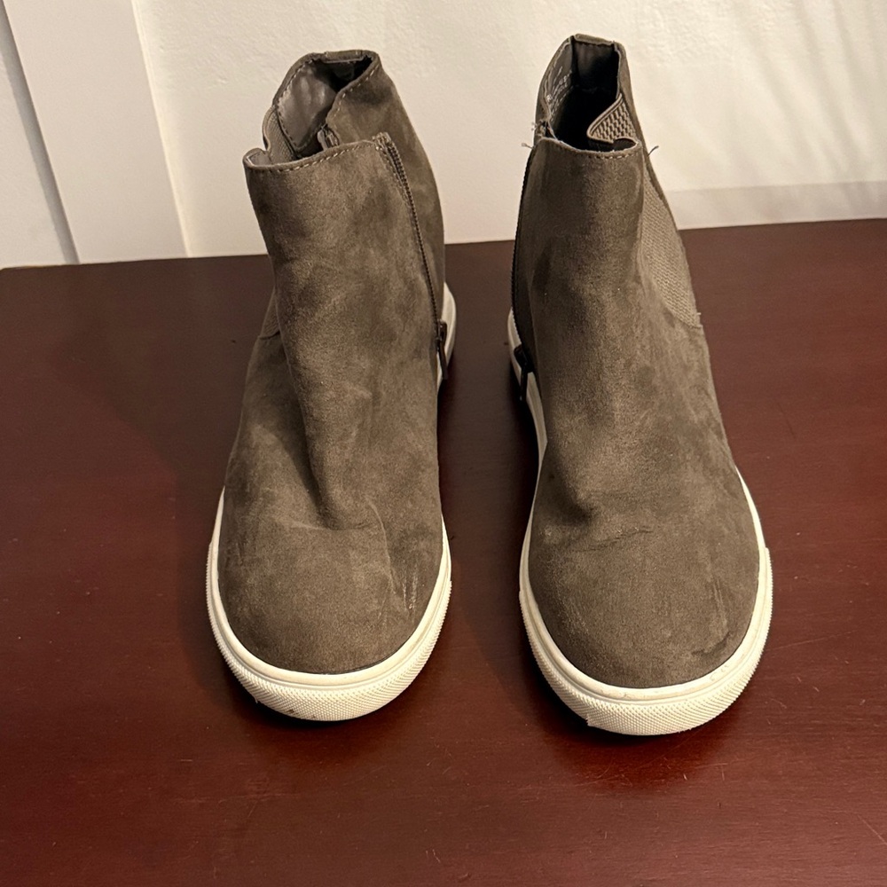 Madden Girl Women's Suede Ankle Boots - Brown